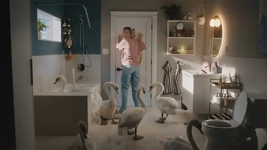 IKEA Natale 2025 - Strategia del caos contro la fuffa